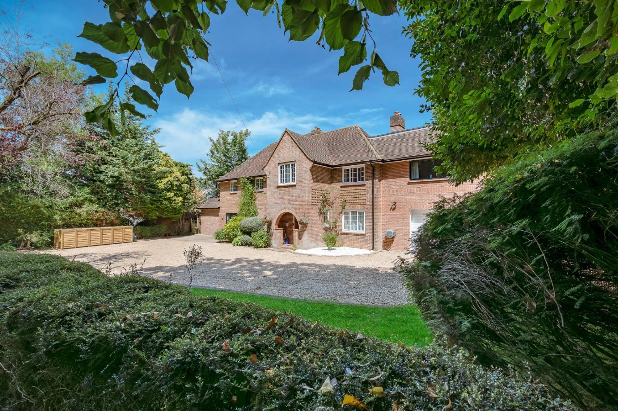 Westleigh Hotel Ashtead Exterior foto